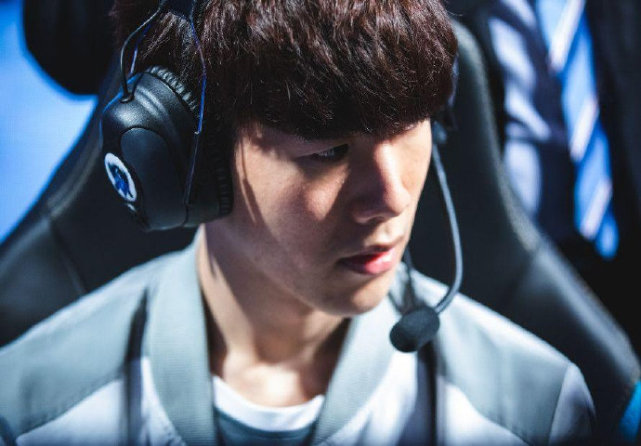 此次小组赛 此次小组赛