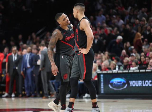 他保持积极 他保持积极