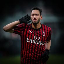 踹翻危机 踹翻危机