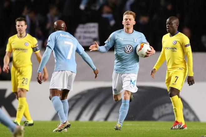 助跑节奏稳 助跑节奏稳